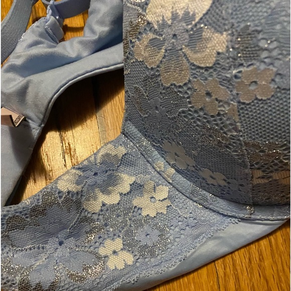 ***NWOT***Blue Floral VS Body by Victoria Lace Push Up Perfect Shape Bra - 36C - Picture 3 of 4